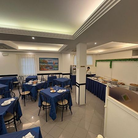 רימיני Hotel Sport מראה חיצוני תמונה