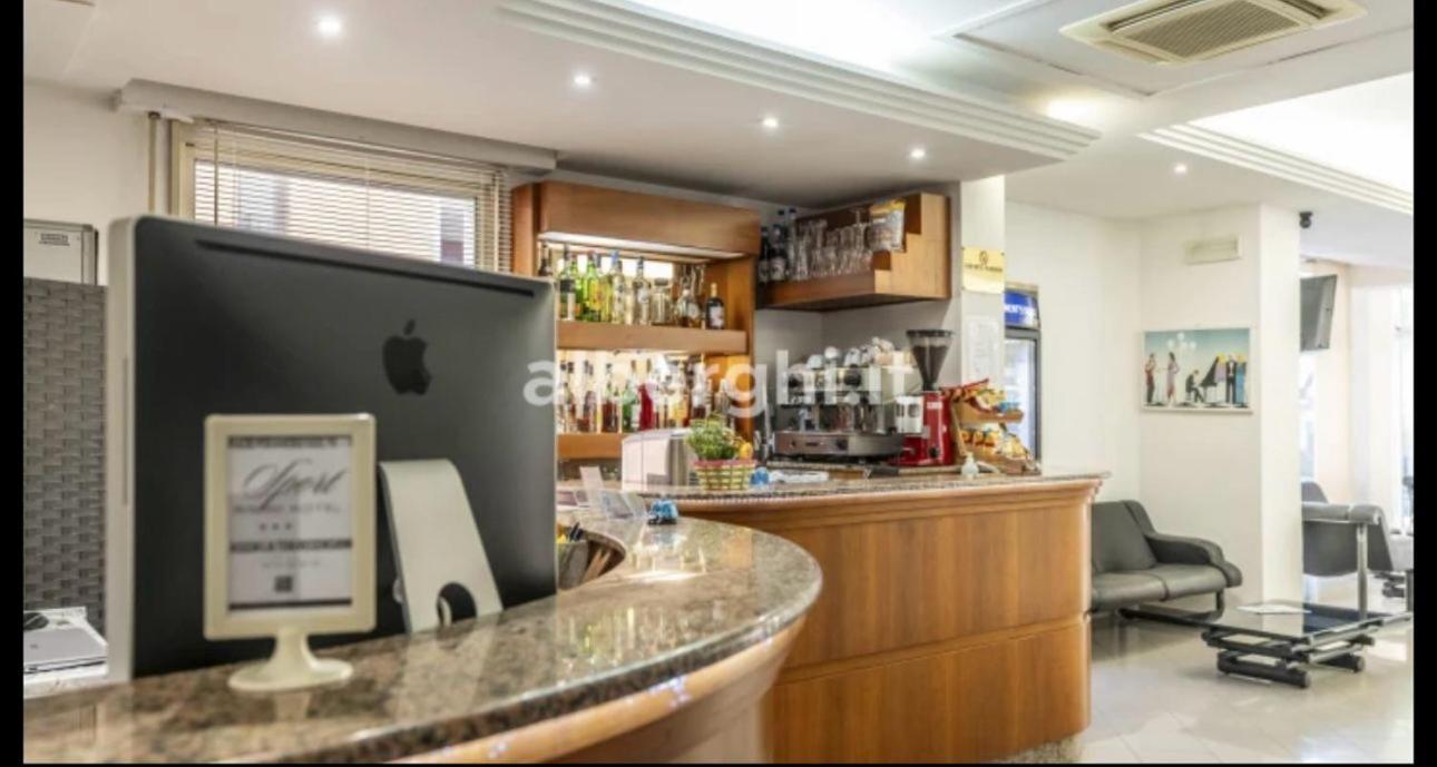 רימיני Hotel Sport מראה חיצוני תמונה