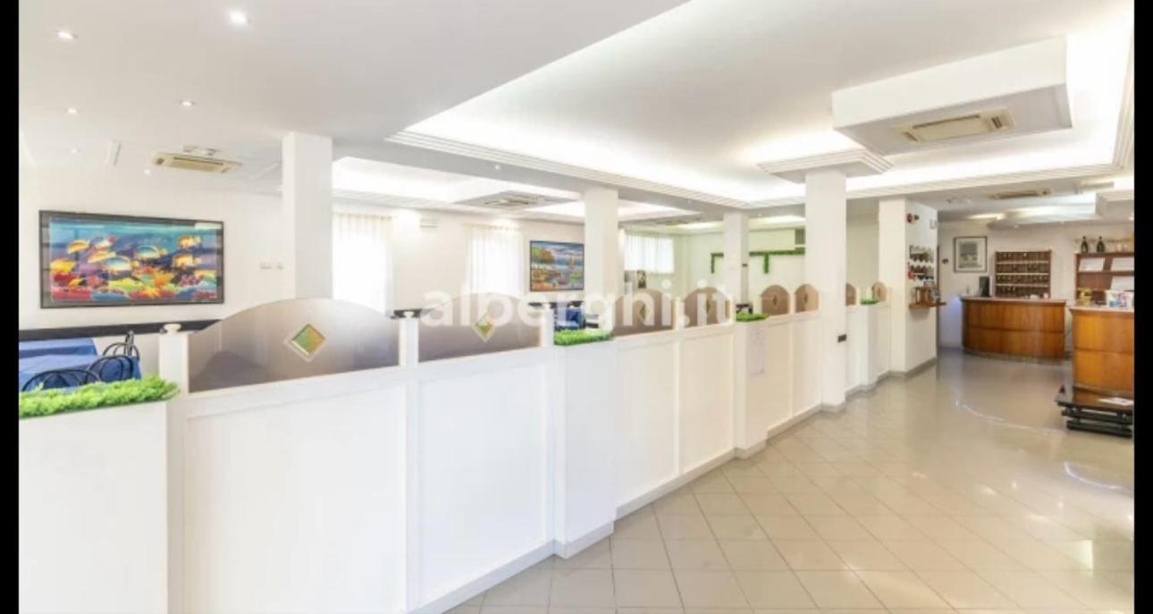 רימיני Hotel Sport מראה חיצוני תמונה